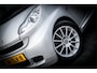 smart Fortwo coupé 1.0 71 PK Passion Automaat | Meeneemprijs | Two-Tone lak | Panodak | | Navigatie | Airco | 15 Inch Lmv | Metallic | Leren Stuur |