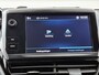 Peugeot 208 Allure 110pk | Navigatie via Apple CarPlay / Android Auto | Climate Control | Cruise Control | Bluetooth | Elektrisch inklapbare spiegels | Automatisch dimlicht | Regensensor | Multifunctioneel stuurwiel | Dealeronderhouden | Trekhaak | 16" lichtmetalen velgen |