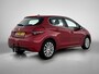 Peugeot 208 Allure 110pk | Navigatie via Apple CarPlay / Android Auto | Climate Control | Cruise Control | Bluetooth | Elektrisch inklapbare spiegels | Automatisch dimlicht | Regensensor | Multifunctioneel stuurwiel | Dealeronderhouden | Trekhaak | 16" lichtmetalen velgen |