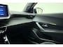 Peugeot e-2008 EV Active 54 kWh | 406KM WLTP | Navigatie | Parkeer Camera Achter | Warmtepomp | Cruise Control | Start & Stopknop | Apple Carplay & Android Auto Draadloos |