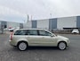 Volvo V50 2.4i Kinetic LEUKE AUTO MET FIJNE AUTOMAAT