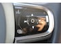 Volvo XC60 T6 Plug-in hybrid 350PK AWD Plus Dark Lederen bekleding / Cruise Control / Panoramisch schuif-kanteldak / Google infotainment incl navigatie / Elektrisch bedienbare voorstoelen met geheugen