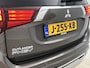 Mitsubishi Outlander 2.4 PHEV Intense 225pk Automaat | Trekhaak | Elektrische Stoel | Apple Carpay/Android Auto | Climate Control | Cruise Control | Camera | 18"LMV | Keyless Entry/Start | Stoelverwarming |