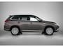 Mitsubishi Outlander 2.4 PHEV Intense 225pk Automaat | Trekhaak | Elektrische Stoel | Apple Carpay/Android Auto | Climate Control | Cruise Control | Camera | 18"LMV | Keyless Entry/Start | Stoelverwarming |