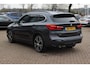 BMW X1 sDrive18i Executive Ed. M Sport / Trekhaak / Camera / Head-up / Alcantara / Navigatie / Sportstoelen / Getint glas / Cruise Control