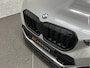 BMW X1 18i M-Sport Performance-Pack | Panorama | Sportstoelen | Carbon | Keyless-Entry | Sfeerverlichting | Achteruitrij-Camera | Carplay | Full-LED | Black-Optic | Getint Glas | Stoelverwarming | Draadloos Laden |