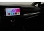 Volkswagen Golf 1.0 eTSI 110pk DSG Active Panorama dak Navigatie Adaptive Cruise Control Camera Led Dab Stoelverwarming Navigatie Apple Carplay/Android Auto