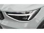 Volvo XC40 2.0 B3 Ultra Dark 20” Wielen - Panoramadak - Lighting – Harman Kardon Audio - 360 Cam -  Privacy Glass – R980 Interieur – voorruit verwarming – Power seats met memory