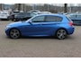 BMW 1-Serie 118i Edition M Sport Shadow High Executive / Alcantara / Navigatie / Parkeerhulp V+A / 18'' / Stoelverwarming / Cruise Control