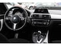BMW 1-Serie 118i Edition M Sport Shadow High Executive / Alcantara / Navigatie / Parkeerhulp V+A / 18'' / Stoelverwarming / Cruise Control