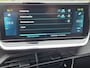 Peugeot e-208 EV Allure Pack 50 kWh | 3-Fase | Navigatie | Climate Control | Camera | Apple Carplay en Android Auto | Stoelverwarming | Adaptieve Cruise Control |