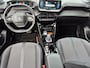 Peugeot e-208 EV Allure Pack 50 kWh | 3-Fase | Navigatie | Climate Control | Camera | Apple Carplay en Android Auto | Stoelverwarming | Adaptieve Cruise Control |