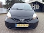 Toyota Aygo 1.0-12V + - Airco - LET OP: MOTOR ROOKT