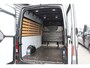 Volkswagen Crafter 30 2.0 TDI 140pk H6 L3H3 Highline Trekhaak Camera Led Stuurverwarming Navigatie