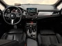 BMW 2-Serie Active Tourer 225xe iPerformance Executive M-Sport Plug-in Panoramadak, Leder, Parkeersensoren, Head-up display, Navi, Keyless start, Elektrische achterklep, Sfeerverlichting
