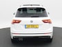 Volkswagen Tiguan 1.5 TSi 150 Pk Automaat R-Line | Black Style | Panoramadak | Adaptive Cruise | Climate Control | Stoelverwarming | Carplay | Navigatie | Parkeersensoren | 20 Inch | 84.533 Km!!