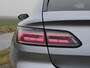 Volkswagen Arteon Shooting Brake 1.4 TSI eHybrid R-Line Business+ Pano Matrix LED ACC 19"