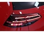 Volkswagen Golf 1.0 TSI Highline Business R-Line | Panoramadak | Camera | Key-less | Lederen Sportstoelen | Adaptieve cruise |