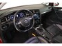 Volkswagen Golf 1.0 TSI Highline Business R-Line | Panoramadak | Camera | Key-less | Lederen Sportstoelen | Adaptieve cruise |
