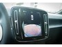 Volvo EX40 Single Motor Plus Europa 70 kWh | Adaptieve Cruise Control | Harman Kardon audio | Elek. verstelbare voorstoelen | Stoel + Stuurverwarming