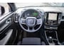 Volvo EX40 Single Motor Plus Europa 70 kWh | Adaptieve Cruise Control | Harman Kardon audio | Elek. verstelbare voorstoelen | Stoel + Stuurverwarming
