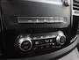 Mercedes-Benz Vito 114 CDI | Aut. | L2 Lang | Dubbele Cabine | Schuifdeur L+R | Parkeercamera | 5-zits | Trekhaak | Navigatie | LM Velgen | LED Koplampen | Stoelverwarming | Certified