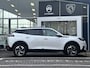 Peugeot 2008 1.2 PureTech Allure Pack | Trekhaak | Stoelverwarming | Parkeercamera/-sensoren | Apple Carplay/Android Auto | Climate Control | Keyless Entry/Start | Cruise Control | Full LED | Lage kilometers! |