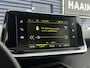 Peugeot 2008 1.2 PureTech Allure Pack | Trekhaak | Stoelverwarming | Parkeercamera/-sensoren | Apple Carplay/Android Auto | Climate Control | Keyless Entry/Start | Cruise Control | Full LED | Lage kilometers! |