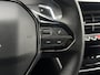 Peugeot 2008 1.2 PureTech Allure Pack | Trekhaak | Stoelverwarming | Parkeercamera/-sensoren | Apple Carplay/Android Auto | Climate Control | Keyless Entry/Start | Cruise Control | Full LED | Lage kilometers! |