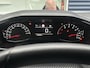 Peugeot 2008 1.2 PureTech Allure Pack | Trekhaak | Stoelverwarming | Parkeercamera/-sensoren | Apple Carplay/Android Auto | Climate Control | Keyless Entry/Start | Cruise Control | Full LED | Lage kilometers! |