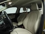 BMW X2 sDrive20i Automaat / Trekhaak / Sportstoelen / Leder / Led / Park assist / Camera / Alu wielen
