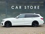 BMW 3-Serie Touring 330e M-SPORT PANO TREKHAAK Harman Kardon