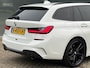 BMW 3-Serie Touring 330e M-SPORT PANO TREKHAAK Harman Kardon
