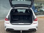 BMW 3-Serie Touring 330e M-SPORT PANO TREKHAAK Harman Kardon