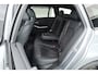 BMW 3-Serie Touring 330e M-Sport Pro | Pano | Widescreen | ShadowLine | HUD | Camera+PDC | Memory | Sfeerverl. | Dodehoek | Adapt. Cruise | Elek. klep | Nav+App.Connect