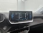 Peugeot e-208 EV Allure Pack 50 kWh 136pk | Navigatie | Achteruitrijcamera | 3D Cockpit | Climate Control | Cruise Control | Parkeersensoren v+a | Stof/kunstleder | Keyless start | Apple Carplay / Android Auto | DAB+ radio | Led koplampen | Donker getint glas | 16" lichtmetalen velgen |