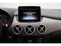 Mercedes-Benz B-klasse 180 Ambition Automaat | Achterbank in delen neerklapbaar | Airco | Bagagedek