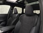 BMW X1 18i M-Sport Performance-Pack | Panorama | Sportstoelen | Carbon | Keyless-Entry | Sfeerverlichting | Achteruitrij-Camera | Carplay | Full-LED | Black-Optic | Getint Glas | Stoelverwarming | Draadloos Laden |