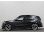 BMW X1 18i M-Sport Performance-Pack | Panorama | Sportstoelen | Carbon | Keyless-Entry | Sfeerverlichting | Achteruitrij-Camera | Carplay | Full-LED | Black-Optic | Getint Glas | Stoelverwarming | Draadloos Laden |
