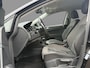 Volkswagen Golf 1.5 TSI Highline Business R Facelift / R-Line / Winterpakket / Trekhaak / Dealer onderhouden /