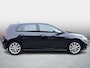 Volkswagen Golf 1.5 TSI Highline Business R Facelift / R-Line / Winterpakket / Trekhaak / Dealer onderhouden /