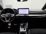 Volkswagen Golf 1.5eTSI/150PK Style 50 Edition DSG · Panoramadak · Apple/Android · Massagefunctie · Camera · Garantie t/m 23-10-2026