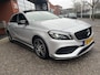 Mercedes-Benz A-klasse 180 AMG Night pakket // FULL LED // NAVI // PANO/SCHUIFKANTELDAK // PDC V+A // CRUISE