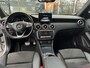 Mercedes-Benz A-klasse 180 AMG Night pakket // FULL LED // NAVI // PANO/SCHUIFKANTELDAK // PDC V+A // CRUISE