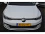 Volkswagen Golf 1.0 eTSI Life Carplay | Adaptive cruise | LMV | Clima | Bluetooth | Navi | PDC
