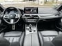 BMW 5-Serie Touring 530i M-SPORT |H&K|CAMERA|HEAD-UP|SFEER|TREKHAAK|ACC|LEDER