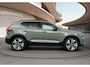 Volvo XC40 2.0 B4 Plus | Trekhaak | Panoramadak | Extra Getint Glas | 20 inch LM Velgen | PDC + Camera | Blond Leer |