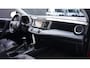 Toyota RAV4 2.2D Executive Business 4WD NAP Navi Clima Camera Leder/alcantara Trekhaak 2.000 kg trekgewicht