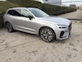 Volvo XC60 T6 Plug-in hybrid AWD Ultra Dark | Trekhaak | Luchtvering | Bowers & Wilkinis | Stuur en Stoel verwarming | Elektrische stoelen |