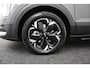 Kia Niro EV Light Edition 64.8 kWh Automaat - Navigatie - Climate Control - Apple Carplay/Android Auto - Fabrieksgarantie tot 05-2031